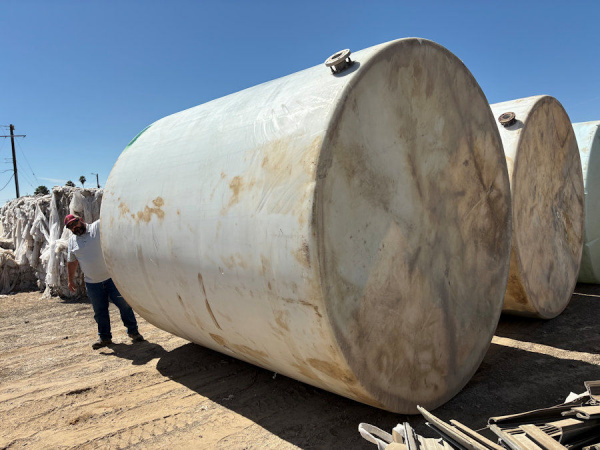 Plastic water tanks for sale